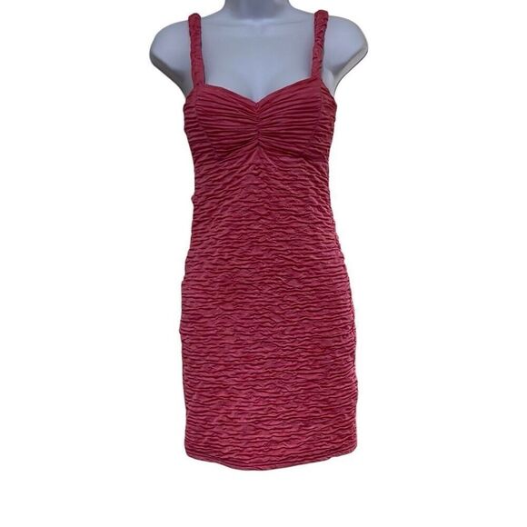 Skinwear Pink Ruched Texture Bodycon Mini Dress Size 10 Party Cocktail Sexy Date - Picture 1 of 11